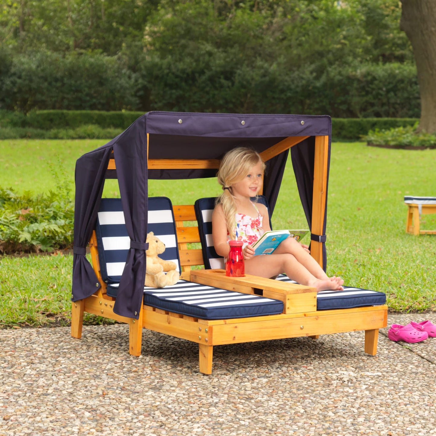 KidKraft Wooden Outdoor Double Chaise with Cup Holders, Kid's Furniture, Honey Navy(Honey)